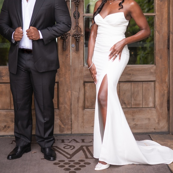 Club L London Elene White Pleated Split Fishtail Maxi Dress - Picture 3 of 6